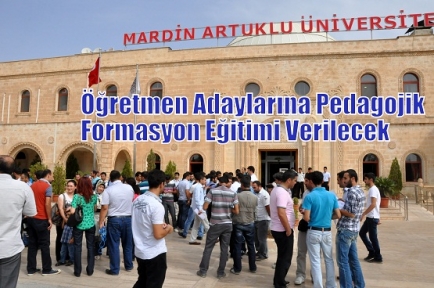 Artuklu Üniversitesi’nden Öğretmen Adaylarına Pedagojik Formasyon Eğitimi