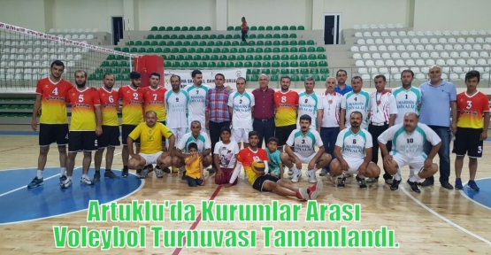 Artuklu'da Kurumlar Arası Voleybol Turnuvası Tamamlandı.