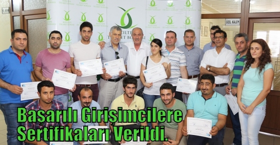 Başarılı Girişimcilere Sertifikaları Verildi.