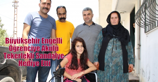 Büyükşehir Engelli Öğrenciye Akülü Tekerlekli Sandalye Hediye Etti