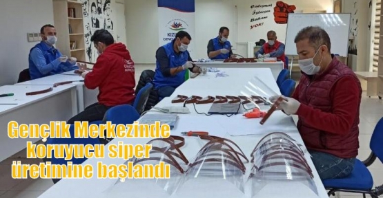 Gençlik Merkezinde koruyucu siper üretimine başlandı