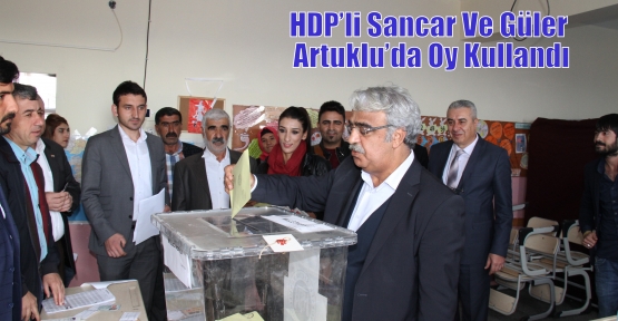 HDP’li Sancar Ve Güler Artuklu’da Oy Kullandı