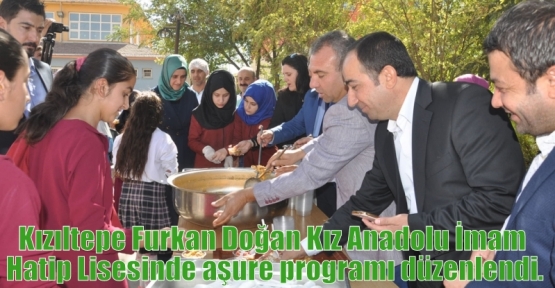 Kızıltepe Furkan Doğan Kız Anadolu İmam Hatip Lisesinde aşure programı düzenlendi.
