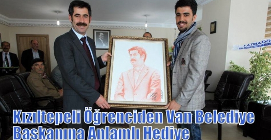 Kızıltepe'li Öğrenciden Van Belediye Başkanına Anlamlı Hediye