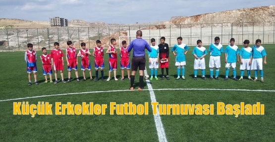 Küçük Erkekler Futbol Turnuvası Başladı