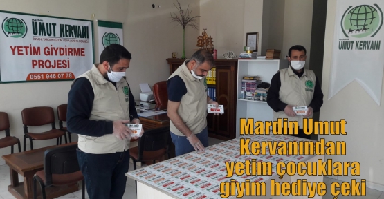 Mardin Umut Kervanından yetim çocuklara giyim hediye çeki 