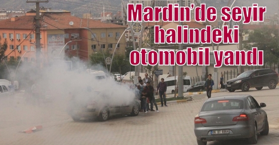 Mardin’de seyir halindeki otomobil yandı 