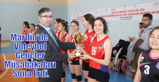 Mardin'de  Voleybol Gençler Müsabakaları Sona Erdi.