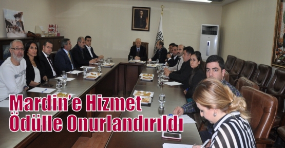 Mardin’e Hizmet Ödülle Onurlandırıldı