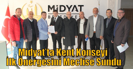 Midyat’ta Kent Konseyi İlk Önergesini Meclise Sundu