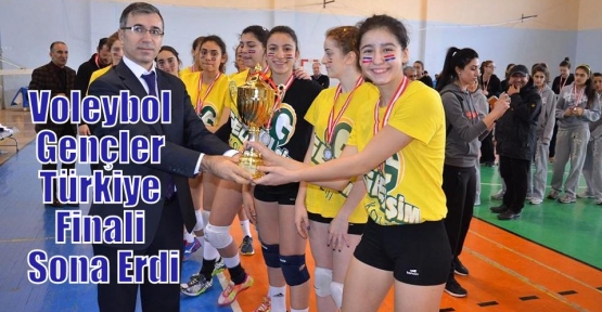 Voleybol Gençler Türkiye Finali Sona Erdi