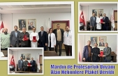 Mardin’de Profesörlük Ünvanı Alan Hekimlere Plaket Verildi