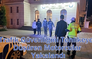 Trafik Güvenliğini Tehlikeye Düşüren Motorcular...