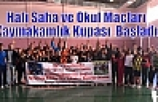 Halı Saha Kaymakamlık Kupası  Başladı.