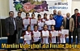 Mardin Voleybol’ da Finale Doğru