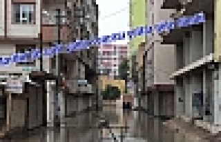 Mardin’de aşırı yağış sonrası yollar göle...