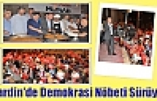 Mardin'de Demokrasi Nöbeti Sürüyor