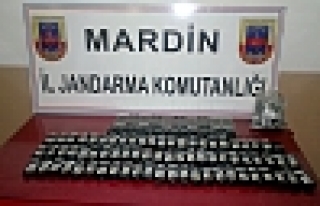 Nusaybin-Mardin karayolu üzerinde Kaçak Cep Telefonu...