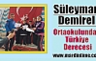 Süleyman Demirel Ortaokulundan Türkiye Derecesi