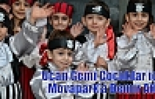 Uçan Gemi Çocuklar için Movapark’a Demir Attı!